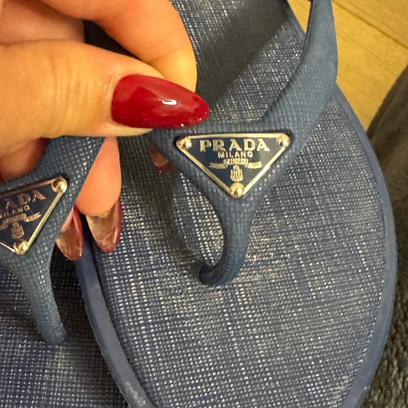 Authentic Prada Rubber Slippers with Pouch - Picture 3 of 7